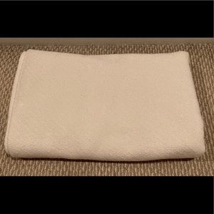 Pristine Condition! Queen Cotton Blanket - Cream